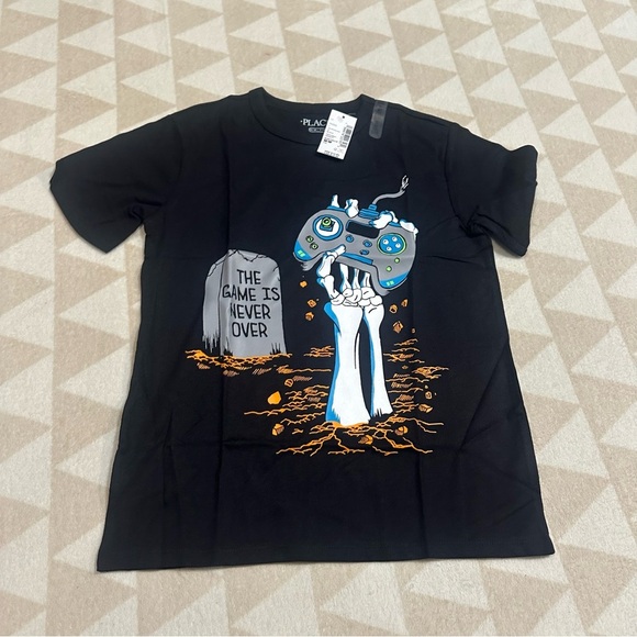 The Children’s Place
Boys Skeleton Gamer Graphic Tee - Black - Picture 2 of 3